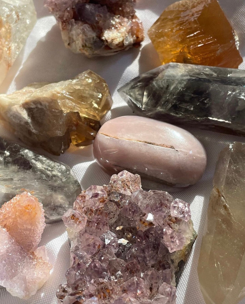 WHAT IS CRYSTAL HEALING?