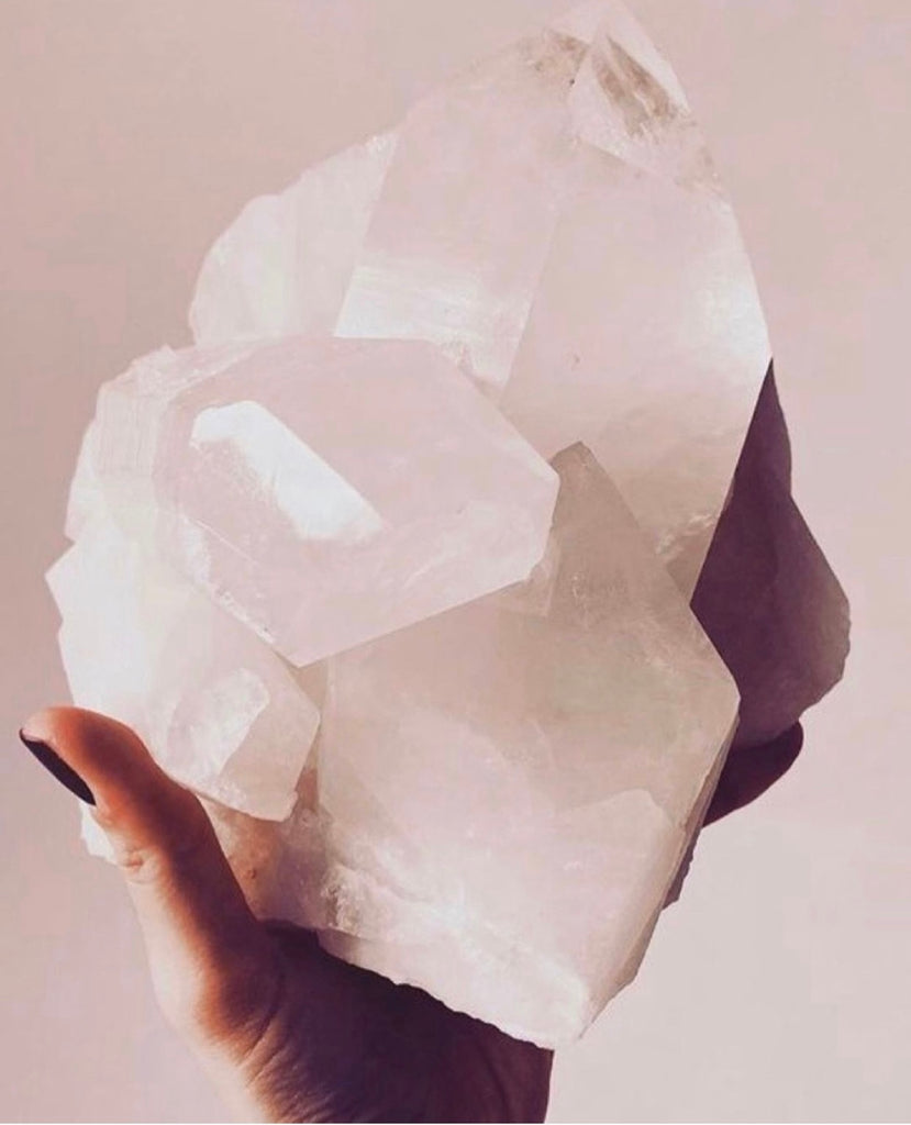 The Power of Crystals: Exploring the Benefits of Crystal Healing